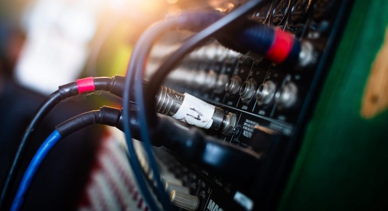 sergio-capuzzimati-Ihml-Sigf6s-unsplash